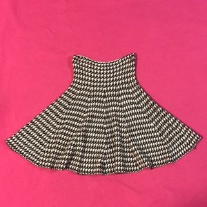 🎁 5 for $20 Houndstooth Skirt